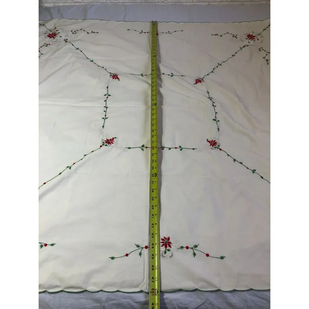 Vtg 70s Christmas Poinsettia Cutwork Tablecloth 48